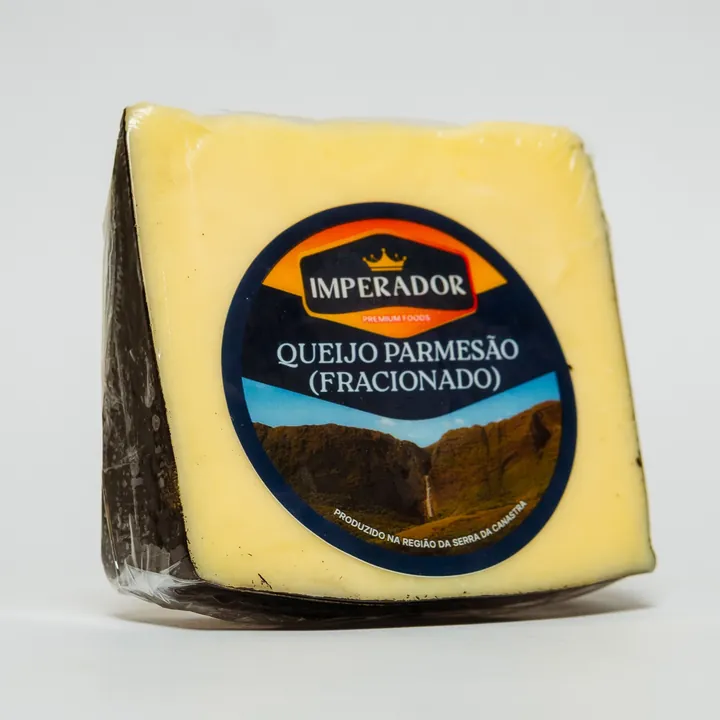 Queijo Parmesão em cunha Imperador